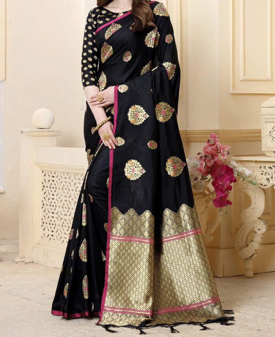RE - Traditional pure banarasi silk Black heavy pallu saree